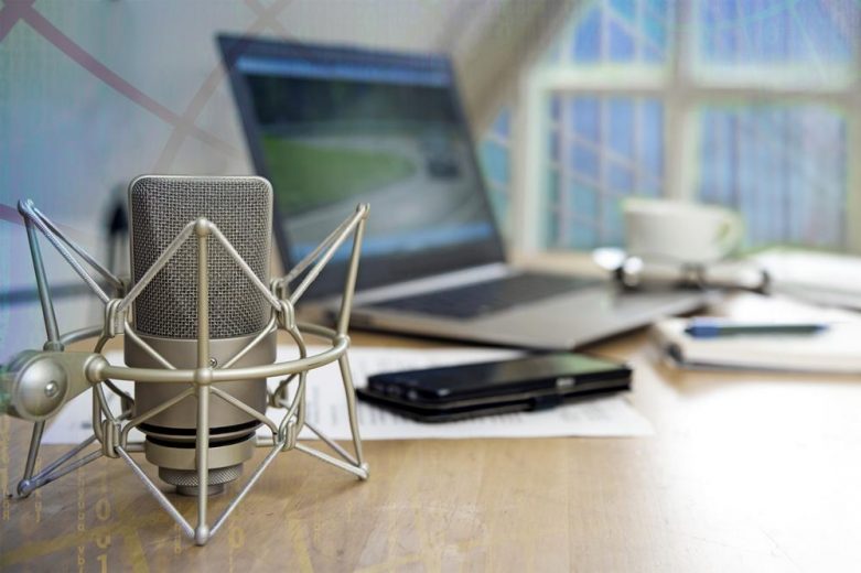 How to Connect a Condenser Microphone to a Laptop for Recording