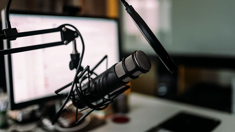 Top 11 Condenser Mics For Podcasters Singers And Youtubers