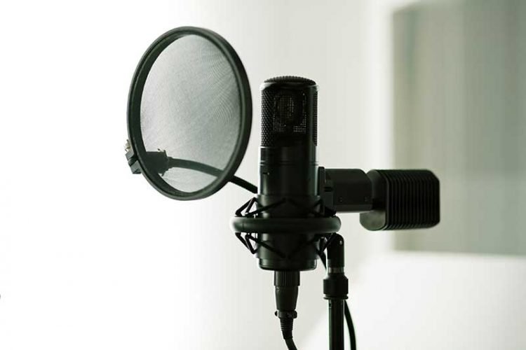 The Top Microphone For YouTube (+ 31 Best Budget Picks)