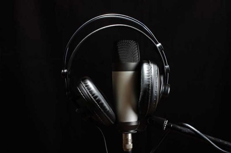 11 Best Headset Microphones in 2022 Top Headset Mics for Audio Quality