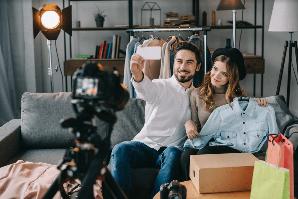 2022's Best Gifts for YouTubers and Vloggers Get The Best Deals!